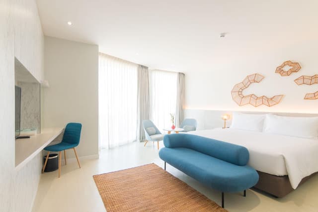 Corner Suite