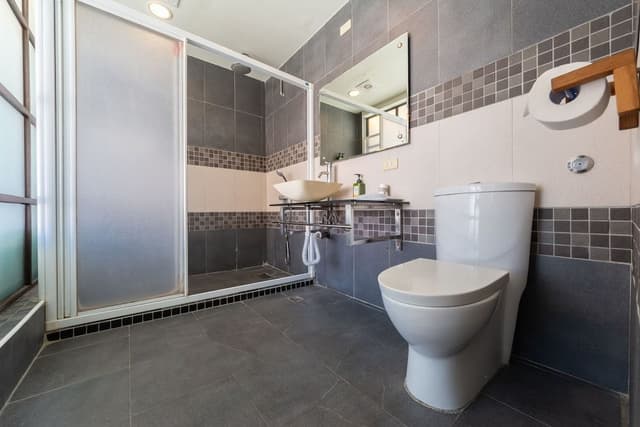 Classic Quadruple Room