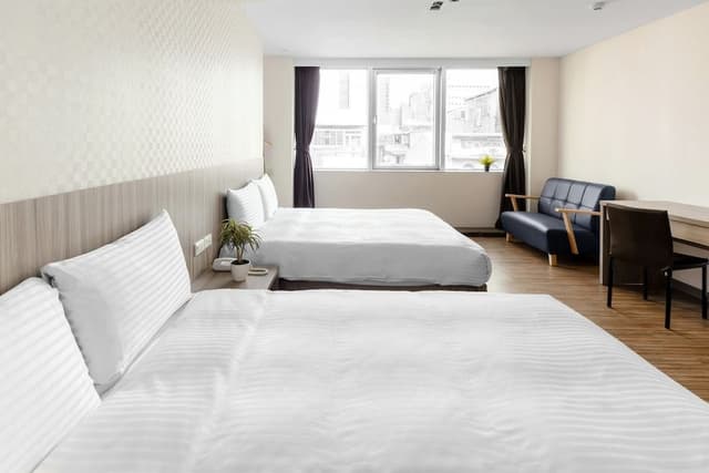 Deluxe Quadruple Room