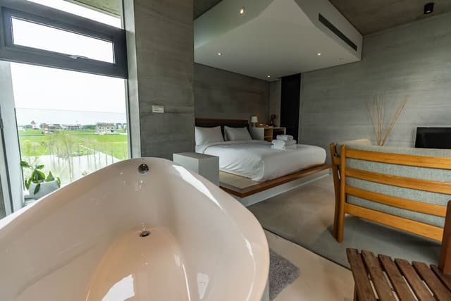Double Room (301)