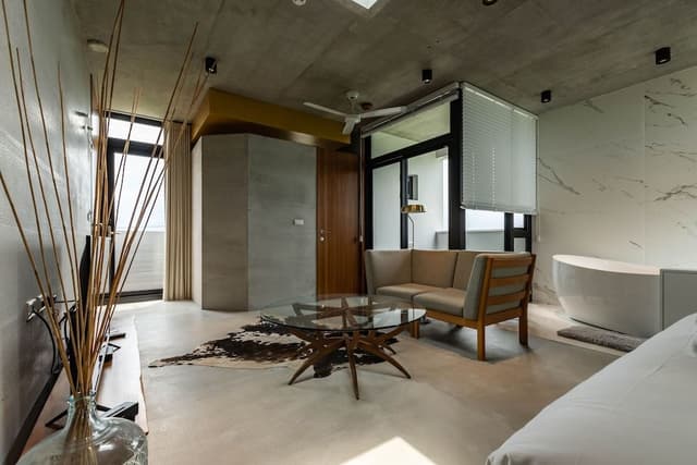 Double Room (301)