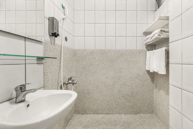 Classic Quadruple Room