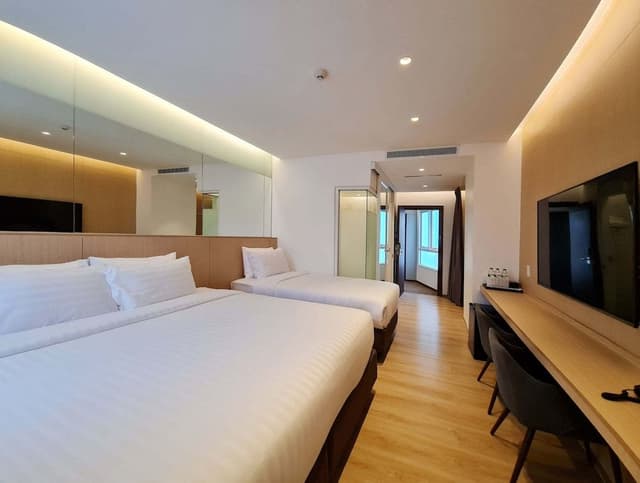 Triple Room