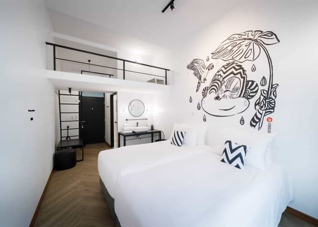 Chimpanzee Pod (Deluxe Twin Bed) - Special Limited Rate