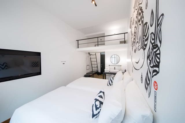 Chimpanzee Pod (Deluxe Twin Bed) - Special Limited Rate