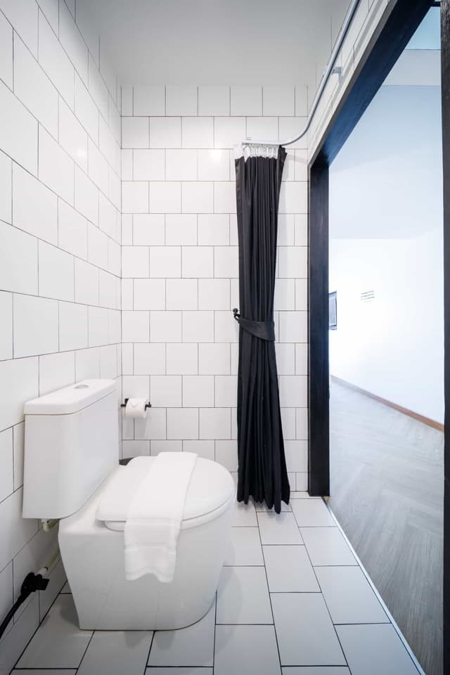 Chimpanzee Pod (Deluxe Twin Bed) - Special Limited Rate