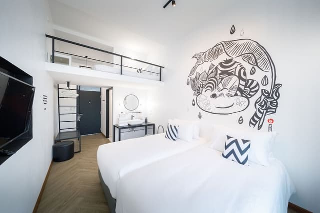 Gorilla pod ( Twin bed + Loft bed )