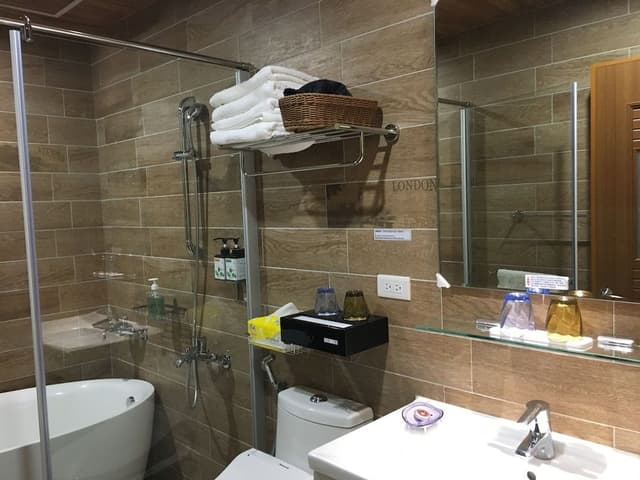 Deluxe Quadruple Room, 2 Double Beds, Non Smoking