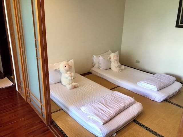 Family Room, Japanese Futon (6 pax)