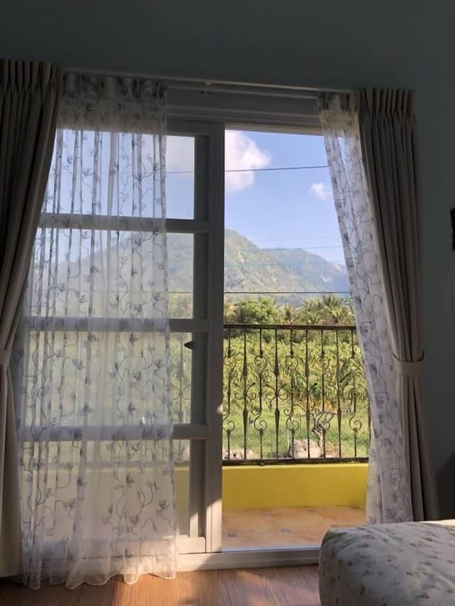 Double Room, Mountain View