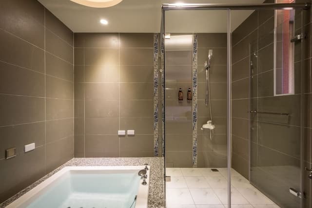 Design Double Room, Jetted Tub