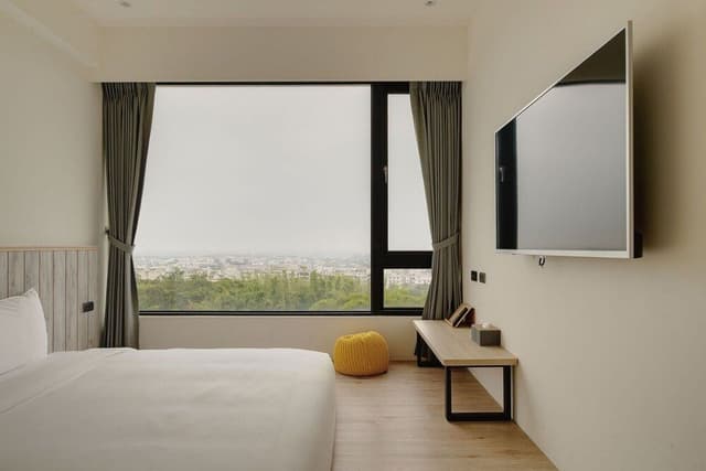Sunshine Theme Room