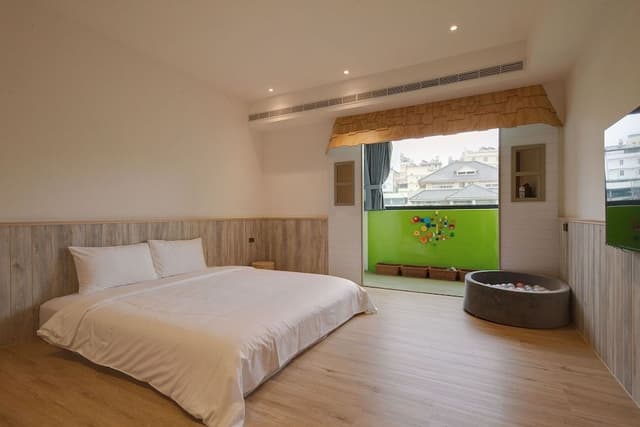 Building Block Theme Room