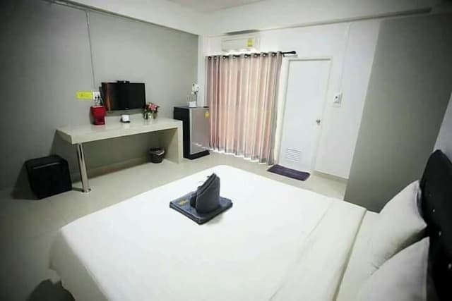 Standard Double Room, Balcony, Garden View