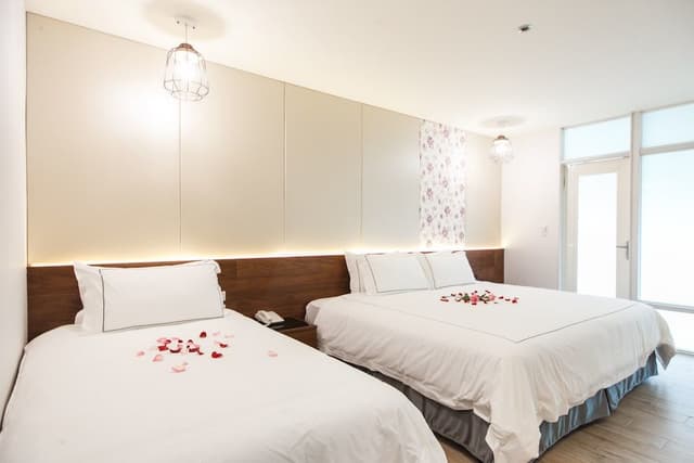 Family Triple Room (With hotspring)