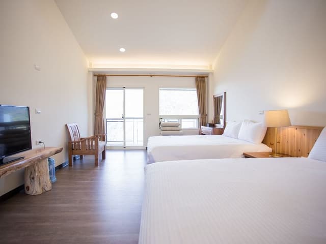 Classic Quadruple Room, 2 Double Beds