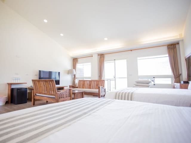 Deluxe Quadruple Room, 2 Double Beds