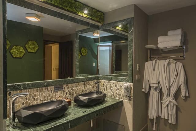Suite with River View