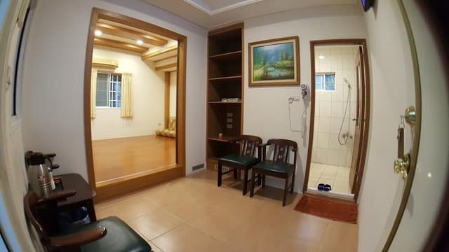 Superior Room (8 pax)