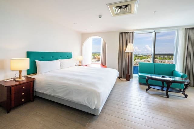 Family Room with Balcony and Sea View (Room Selected at Check-In)