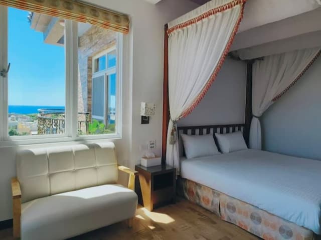 Double Room with Side Sea View and Balcony