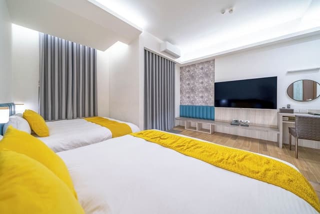 Comfort Quadruple Room, Balcony
