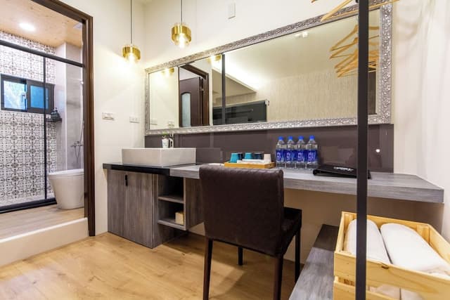Classic Quadruple Room