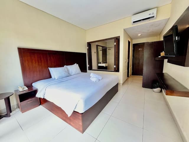 Deluxe Double Room, Pool Access