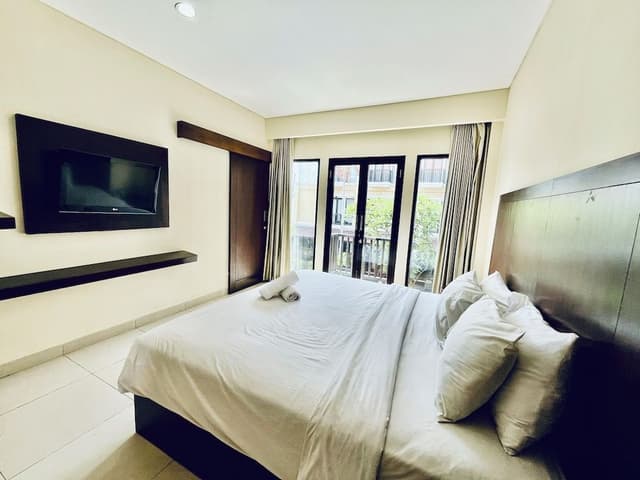 Deluxe Double Room, Pool View
