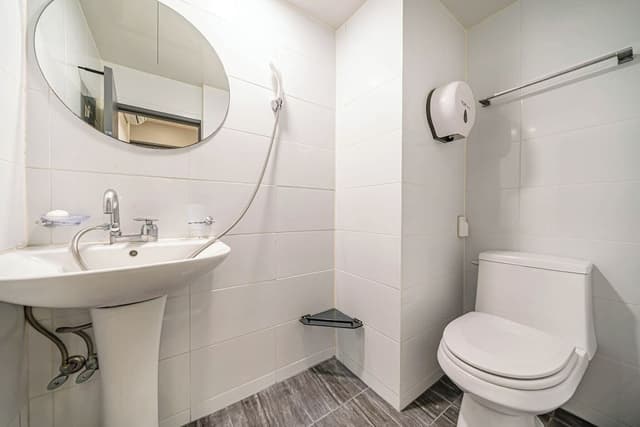 Basic Single Room