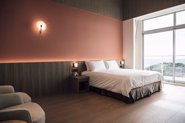 Exclusive Double Room, 1 King Bed, Balcony, Ocean View (110)