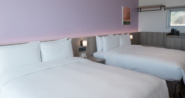 Family Quadruple Room, 2 Queen Beds, Balcony, Ocean View (201.206)