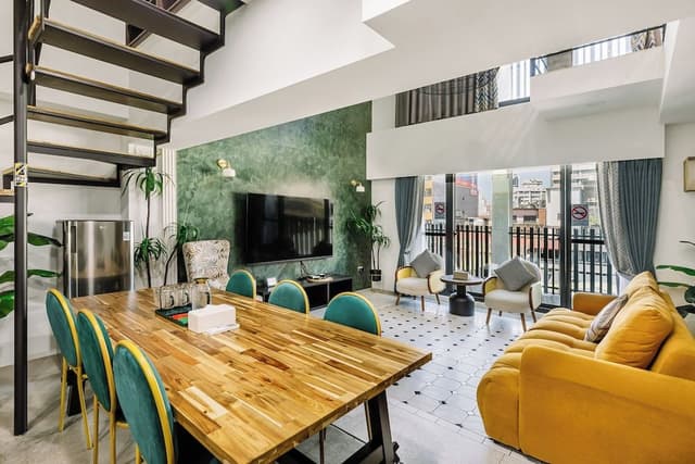Family Suite, Mezzanine