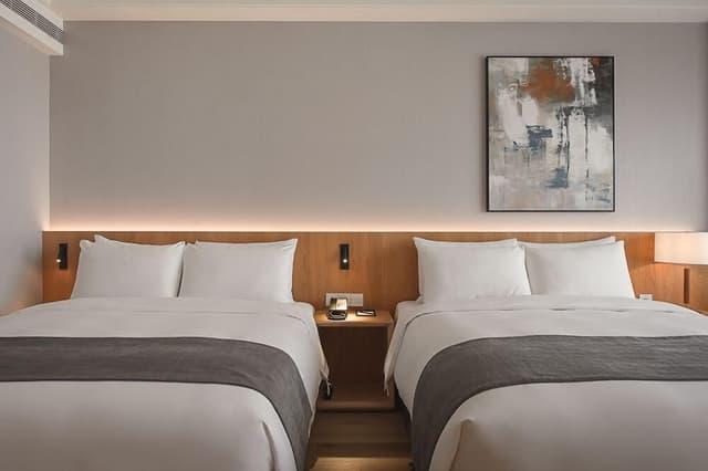 Deluxe Quadruple Room