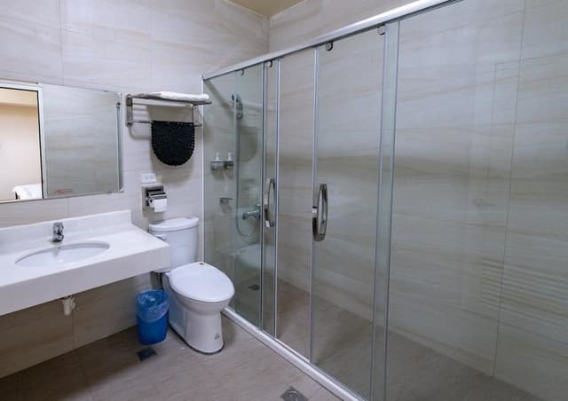 Double Room, 1 Queen Bed