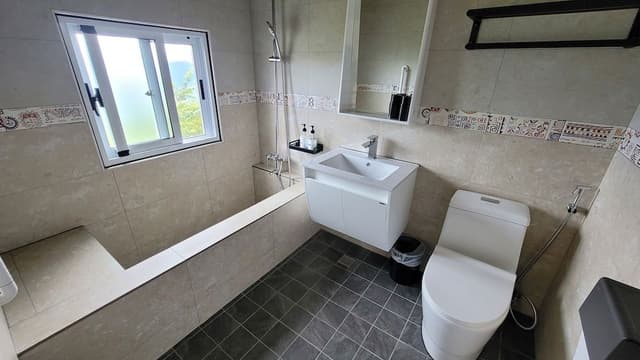 Standard Quadruple Room, Mountain View