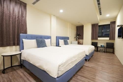 Standard Quadruple Room - Non-Smoking