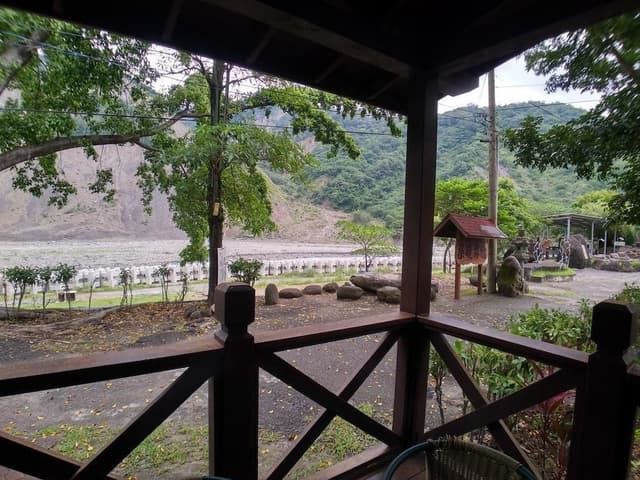 Family Chalet, 2 Queen Beds, Non Smoking