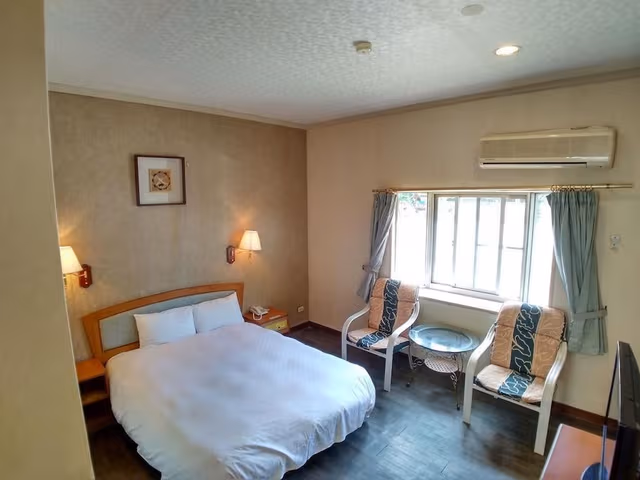 Standard Chalet, 1 Queen Bed, Non Smoking