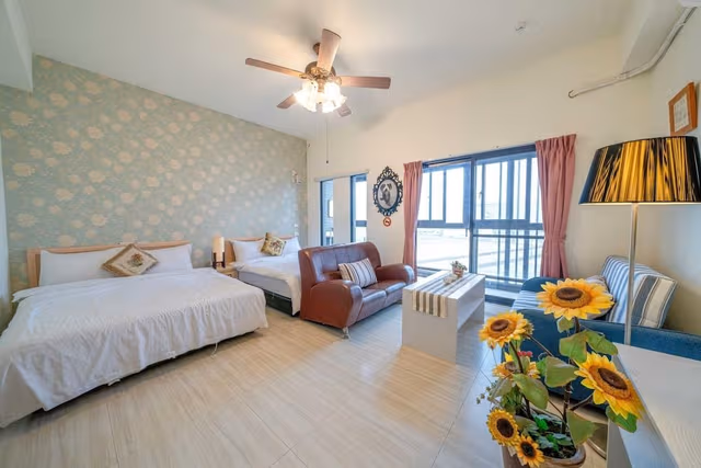 Standard Quadruple Room (301)