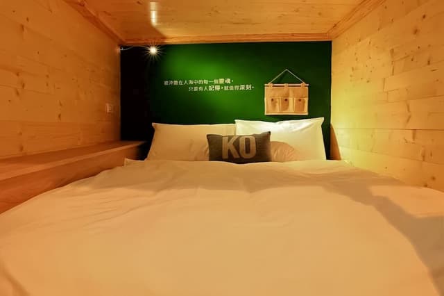 Bunk Double Bed in 4-Bed Mixed Dormitory Room
