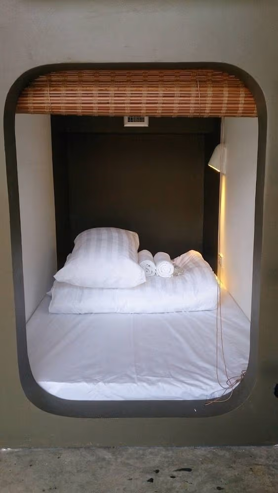 Capsule in Female Dormitory