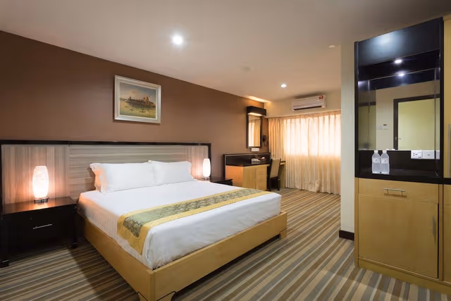 Premier Room, 1 King Bed