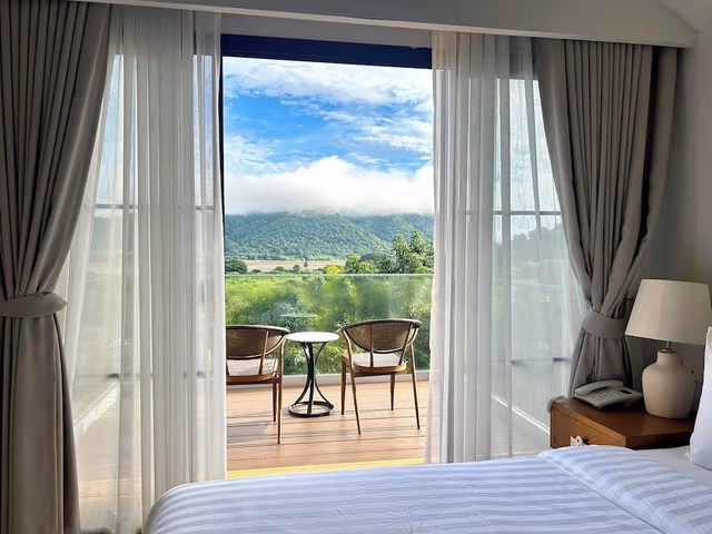 Phu Thok River Villa