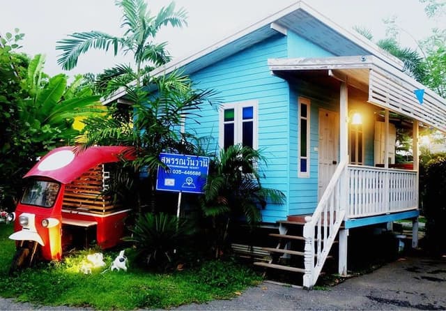 Bungalow