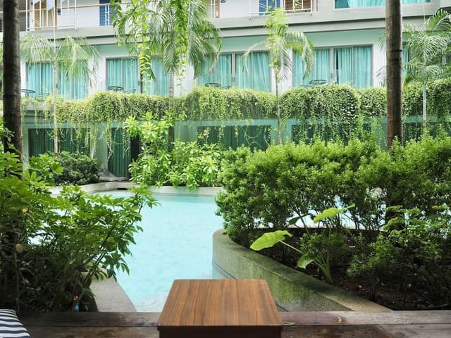 Deluxe Twin Room, Pool Access with Pool View