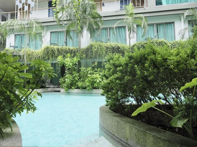 Deluxe Twin Room, Pool Access with Pool View