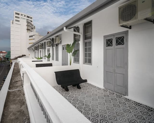 Deluxe Double Room, Bathtub