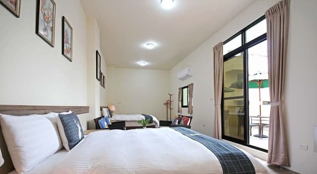 Family Room, Non Smoking, Balcony