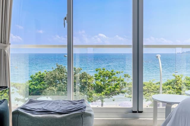 Double Room with Sea View and Balcony
